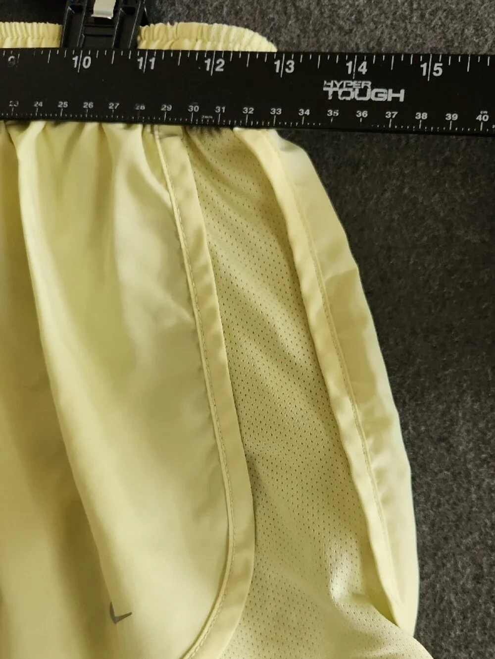 Nike Dri-Fit Womens Athletic Running Performance Shorts Lined Yellow Size Medium